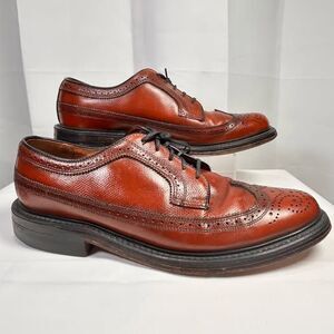Vintage JCPenney Shoe Classics Longwing Brogues Pebble Grain [9.5 D]